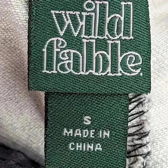 Wild Fable Womens V-Neck Floral Print Zip Front Denim Shortalls Dark Wash Size S - Picture 12 of 13